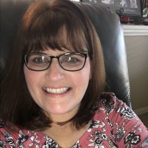 Meet your Posher, Cindy